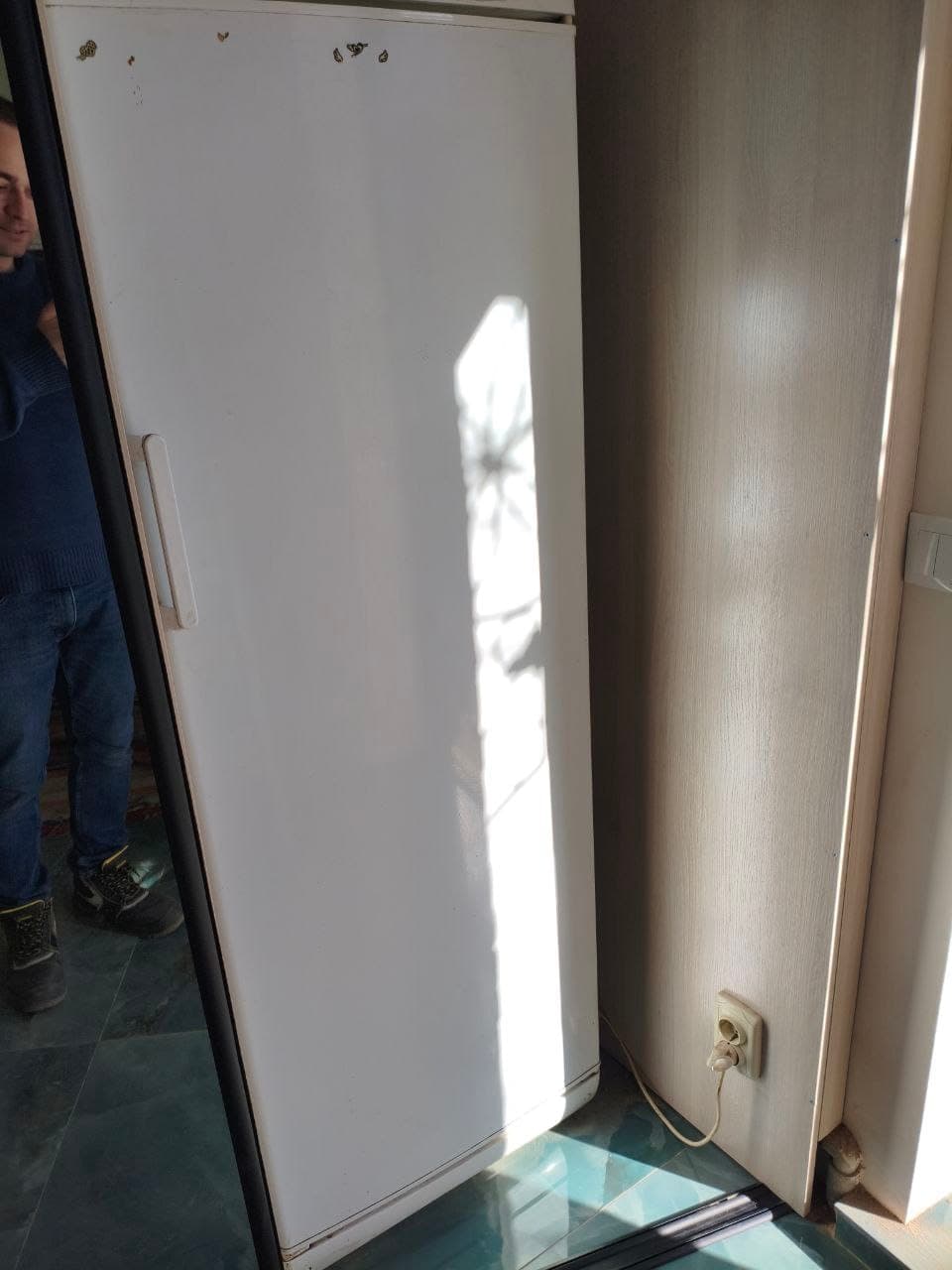 Вид на кутову панель та профілі